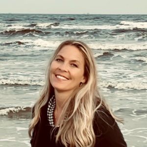 Meet your Posher, Rebecca